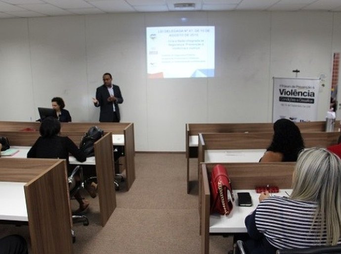 Parceria com universidades fortalecerá política de prevenção à violência em AL