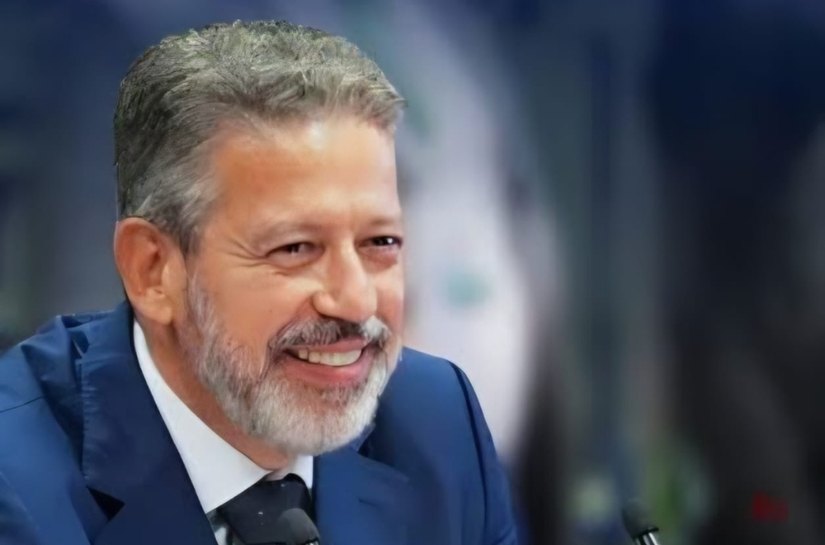 Arthur Lira chega ainda mais forte à disputa pelo Senado após anos de entregas e investimentos em AL