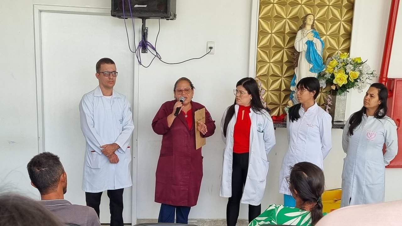 Projeto Sala de Espera do Hospital de Emergência do Agreste tira dúvidas sobre a rotina da unidade