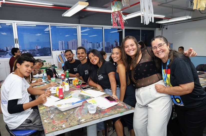 Vivência extensionista aproxima estudantes do Cesmac da comunidade escolar alagoana