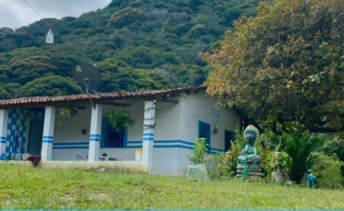 Casarão Família Hùndésô