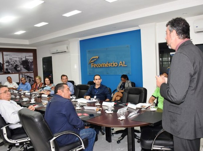 Fecomércio e Reciclus avançam na implantação de logística reversa