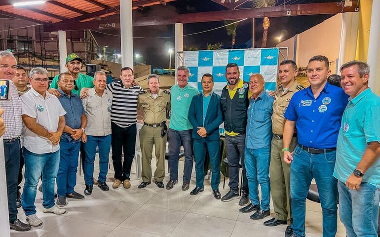 Em sabatina, Collor garante autonomia para as corporações e anuncia criação de Defensoria Pública para militares alvos de perseguição