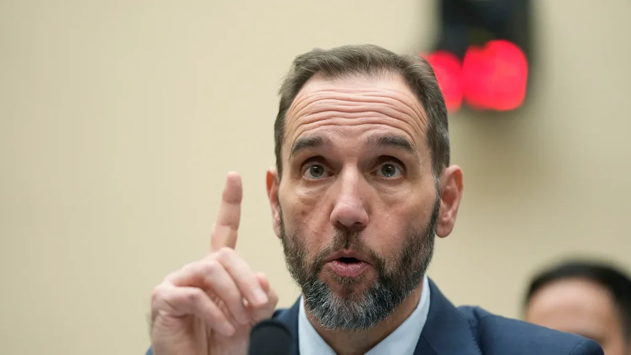 Jack Smith defende processos que moveu contra Trump: 'crimes graves contra a nação'