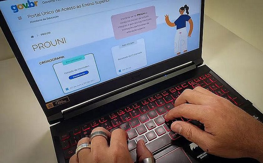 Ministério da Educação abre lista de espera para o Prouni