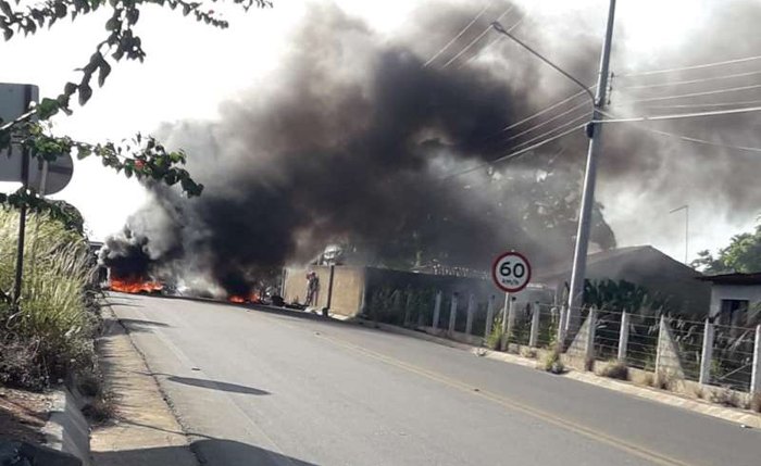 Protesto dos moradores contra a Mineradora Vale Verde, em Craíbas