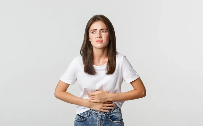 Março Amarelo: diagnóstico precoce é essencial para reduzir impactos da endometriose