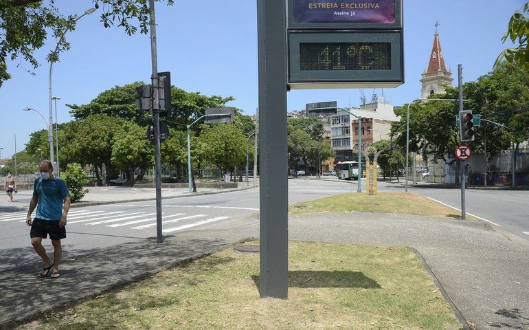 Onda de calor e baixa umidade atingem vários estados do país