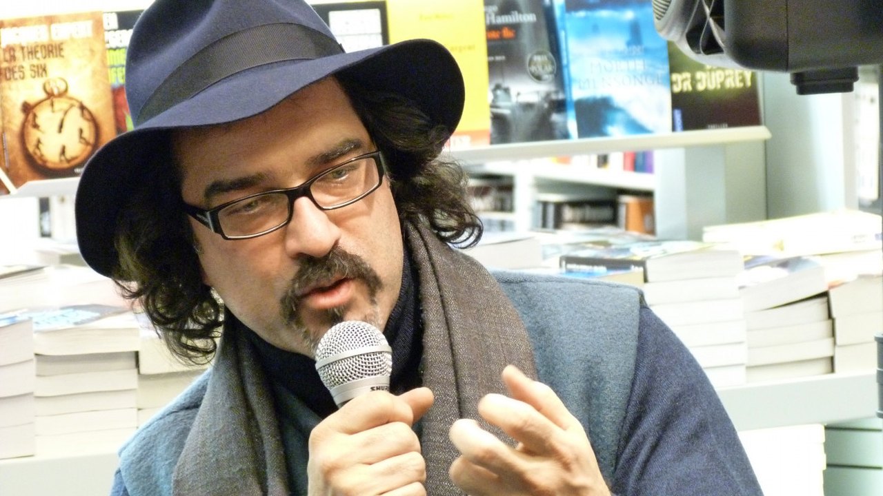 Atiq Rahimi fala de suas inspirações para o romance ‘Os Carregadores de Água’