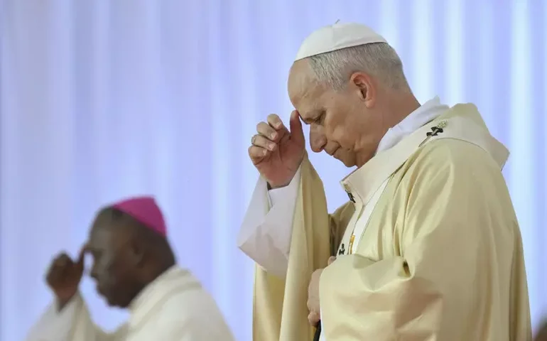 Papa pede cessar-fogo na Ucrânia e cita 'esperança' em trégua no Líbano