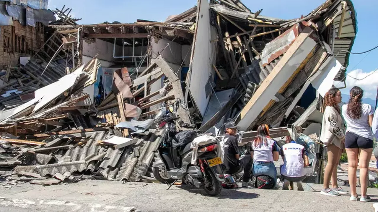 Papa diz estar 'profundamente entristecido' por terremoto na Colômbia