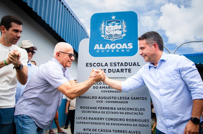 Governo inaugura 25ª Escola do Coração e sala do Saúde Até Você Digital em Estrela de Alagoas
