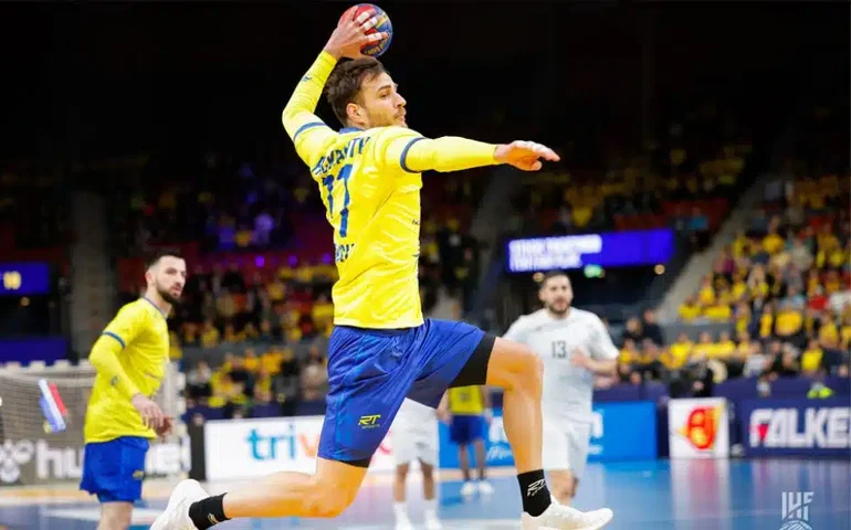Handebol do Brasil ganha do Bahrein de virada e precisa bater Espanha por vaga em Paris-2024