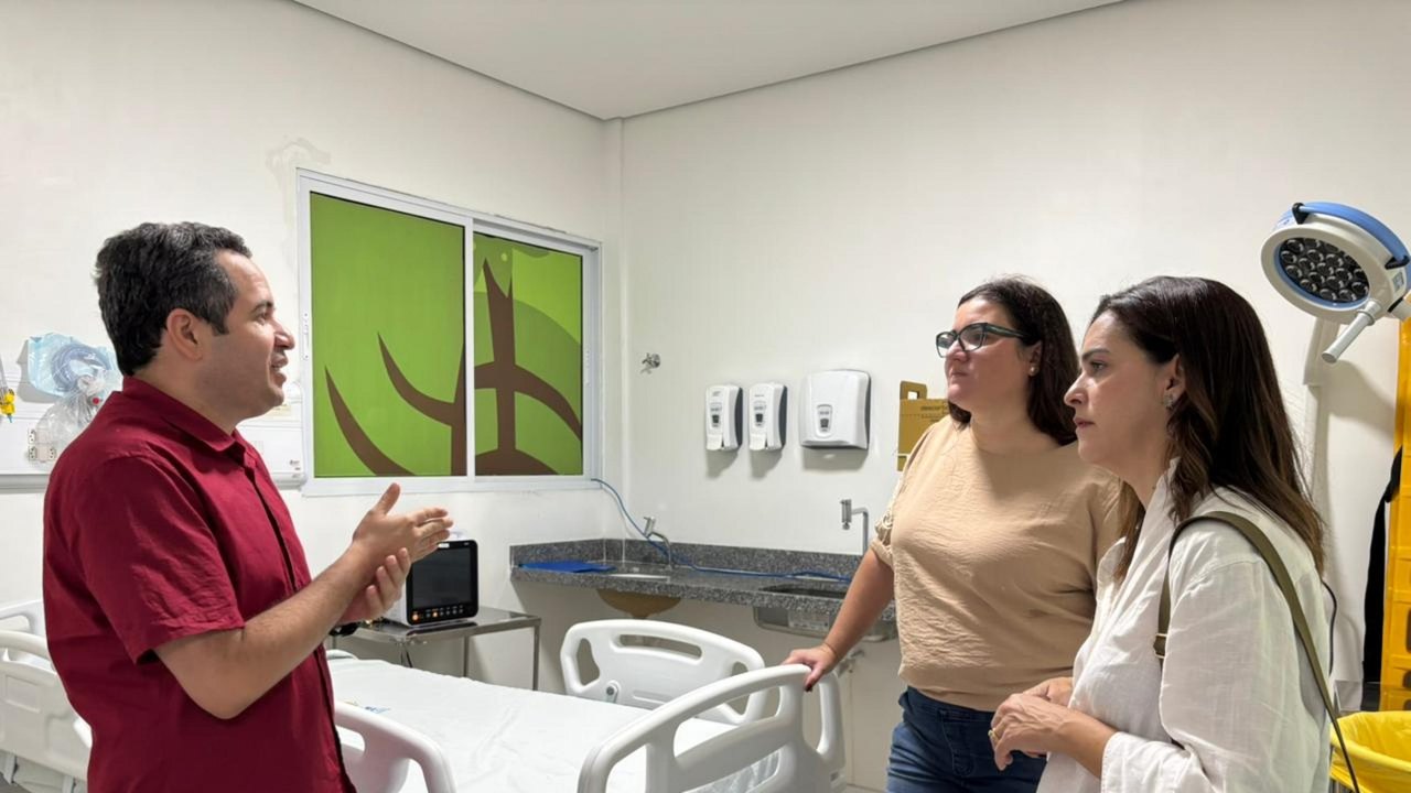 Comitiva de Recife visita Hospital da Criança de Alagoas para conhecer projetos de referência