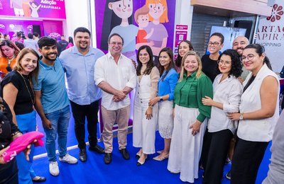 Emocionado, Luciano celebra a família durante 1° Encontro Regional de Adoção