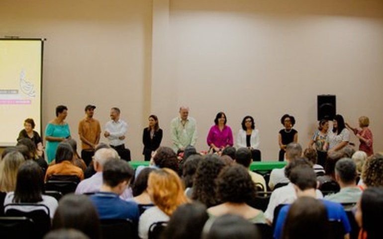 Programação na Bienal celebra os 50 anos do curso de Serviço Social da Ufal