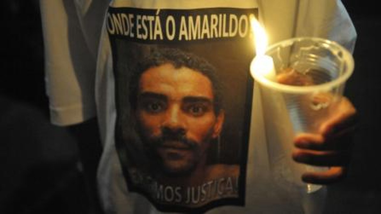 Caso Amarildo: delegado que conduziu inquérito depõe por três horas