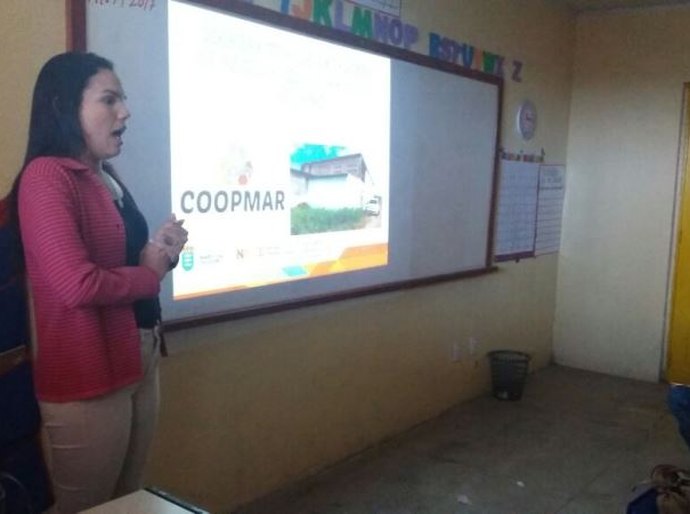 Ciclo de palestras incentiva a implantação da coleta seletiva nas escolas de Marechal