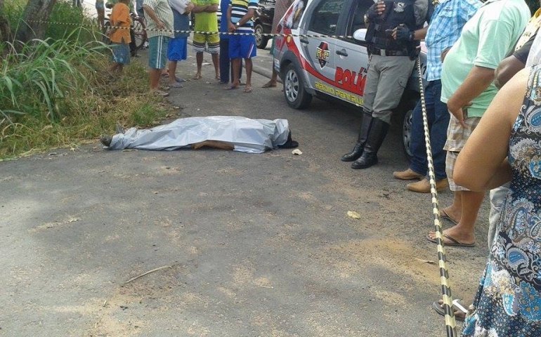 Idoso passa mal e morre em ponto de ônibus em Arapiraca