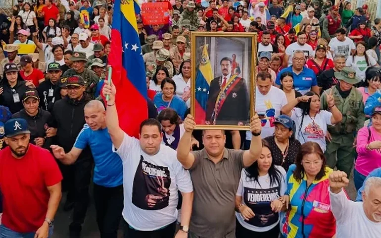 Protestos internacionais se intensificam contra ações dos EUA e pedem libertação de Nicolás Maduro