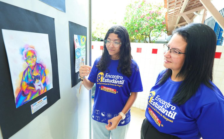 Estudantes das Redes Estadual levam  cor, movimento e muito conhecimento no primeiro dia do Encontro Estudantil 2025
