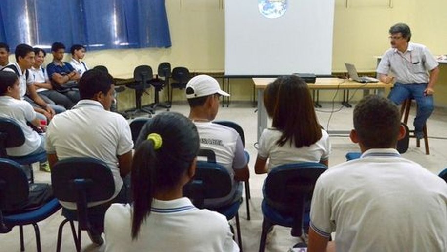 Palestra sobre as maravilhas do universo abre Semana de Astronomia