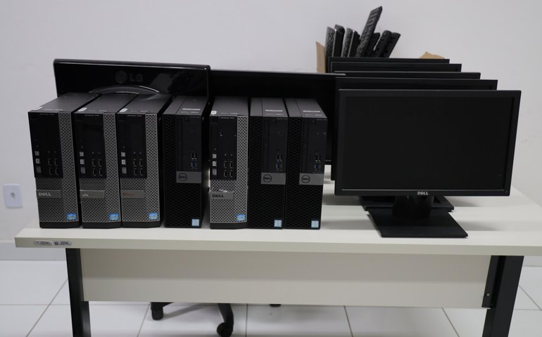 Conselho Estadual de Segurança recebe equipamentos de informática doados pelo MPE-AL