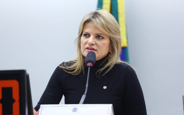 Comissão aprova projeto que cria conselhos de proteção ao idoso