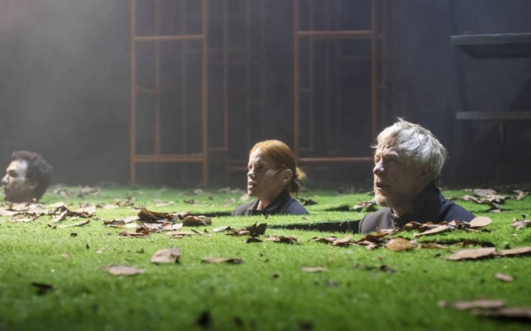 Diretora Mika Lins transporta trabalho de Samuel Beckett para o playground