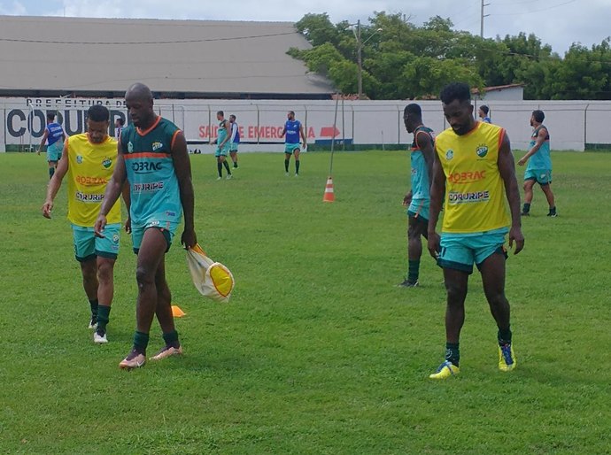 Coruripe finaliza preparação para jogo decisivo contra o CSA, no Gerson Amaral
