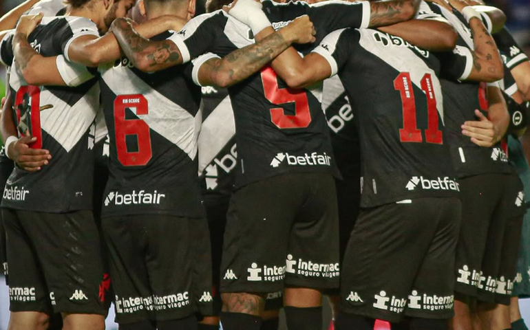 Vasco joga mal, perde pênalti e só empata com Bangu no Carioca