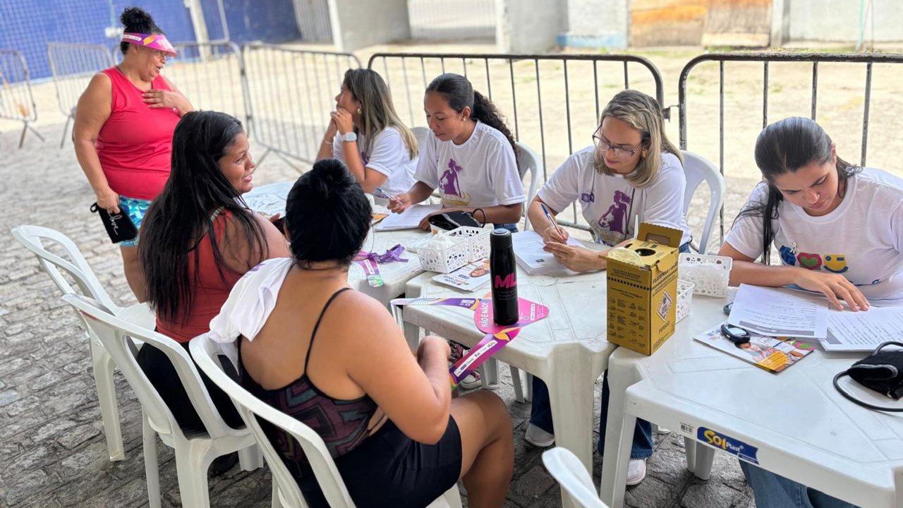 'Lugar de Mulher é no Rei Pelé' leva cidadania, saúde e acolhimento em manhã de serviços oferecidos pelo Estado
