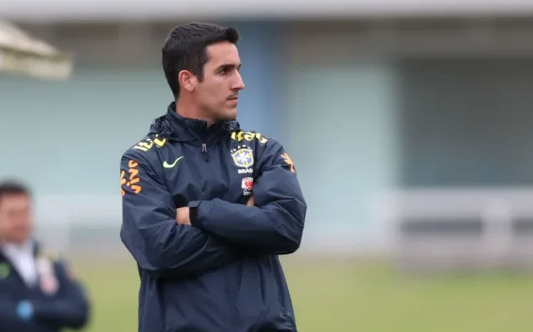 CBF anuncia novo treinador da seleção sub-20 e pré-olímpica; conheça Paulo Victor