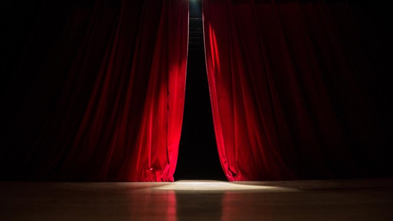O teatro das ilusões políticas