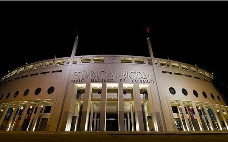 Em projeto nacional de drive-in, Pacaembu exibirá jogos e terá shows e filmes