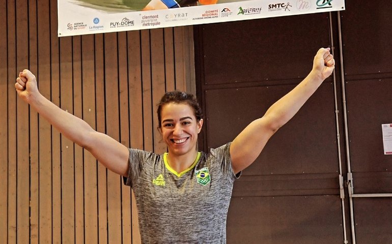 Paris-2024: na repescagem, brasileira Giullia Penalber vence e irá disputar bronze na luta livre