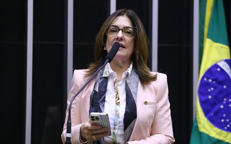 Projeto aprovado prevê índice multidimensional para avaliar políticas de erradicação da pobreza