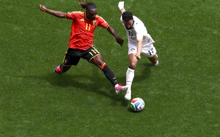 Bélgica e Egito empatam na abertura do Grupo G da Copa do Mundo