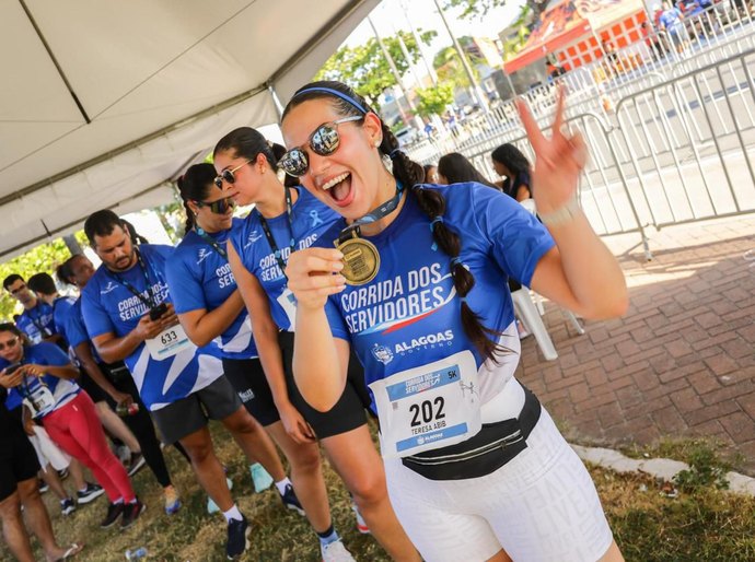Corrida dos Servidores de Alagoas 2025 reúne mais de 800 participantes na orla da capital