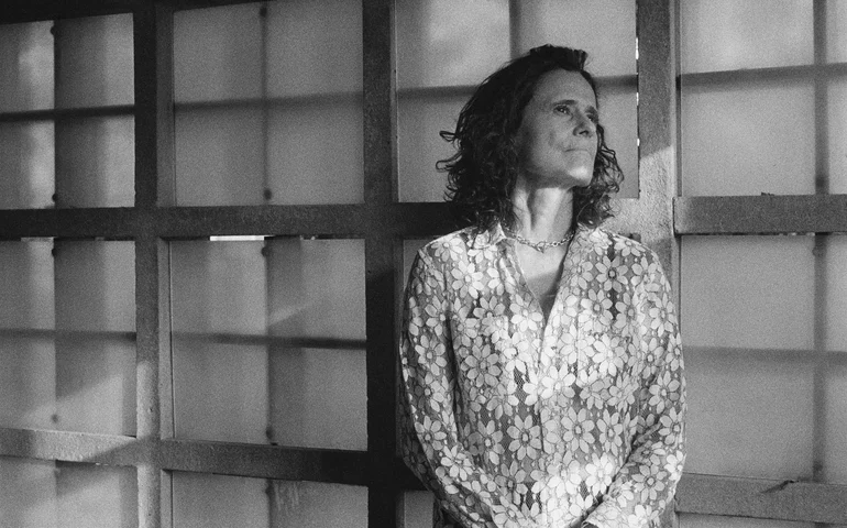 Zélia Duncan divulga single e anuncia álbum para 14 de maio