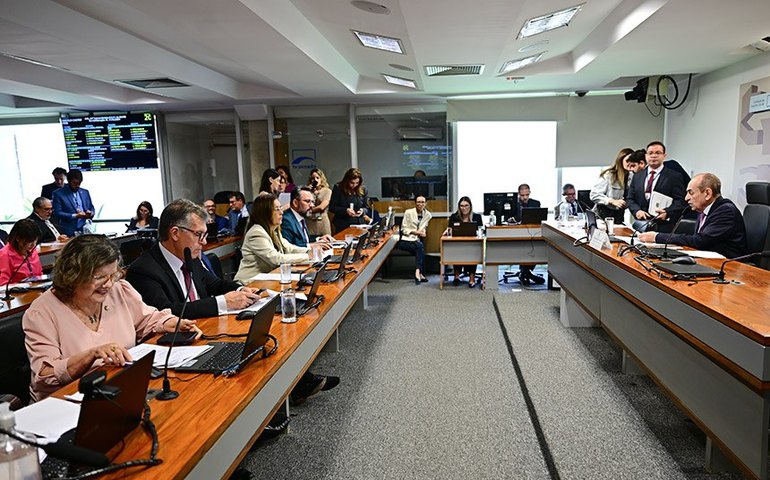 Tratado entre Brasil e Cazaquistão para agilizar combate a crimes recebe aval da CRE