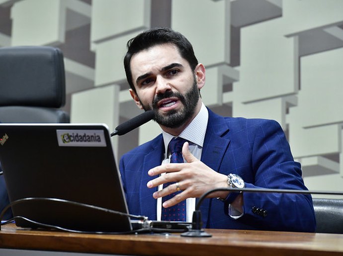 Reforma Tributária deve arrecadar R$ 500 bilhões para o governo equivalentes à sonegação fiscal