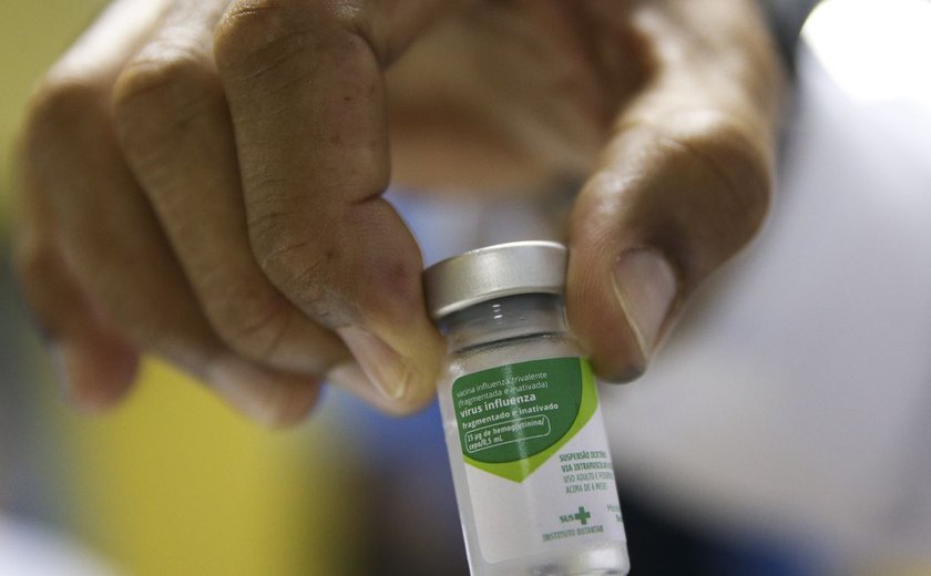 Infogripe aponta tendência de queda da SRAG na maior parte do país