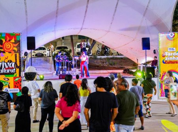Primeira edição do Tardezinha Cultural movimenta Mercado do Artesanato e enaltece artistas arapiraquenses