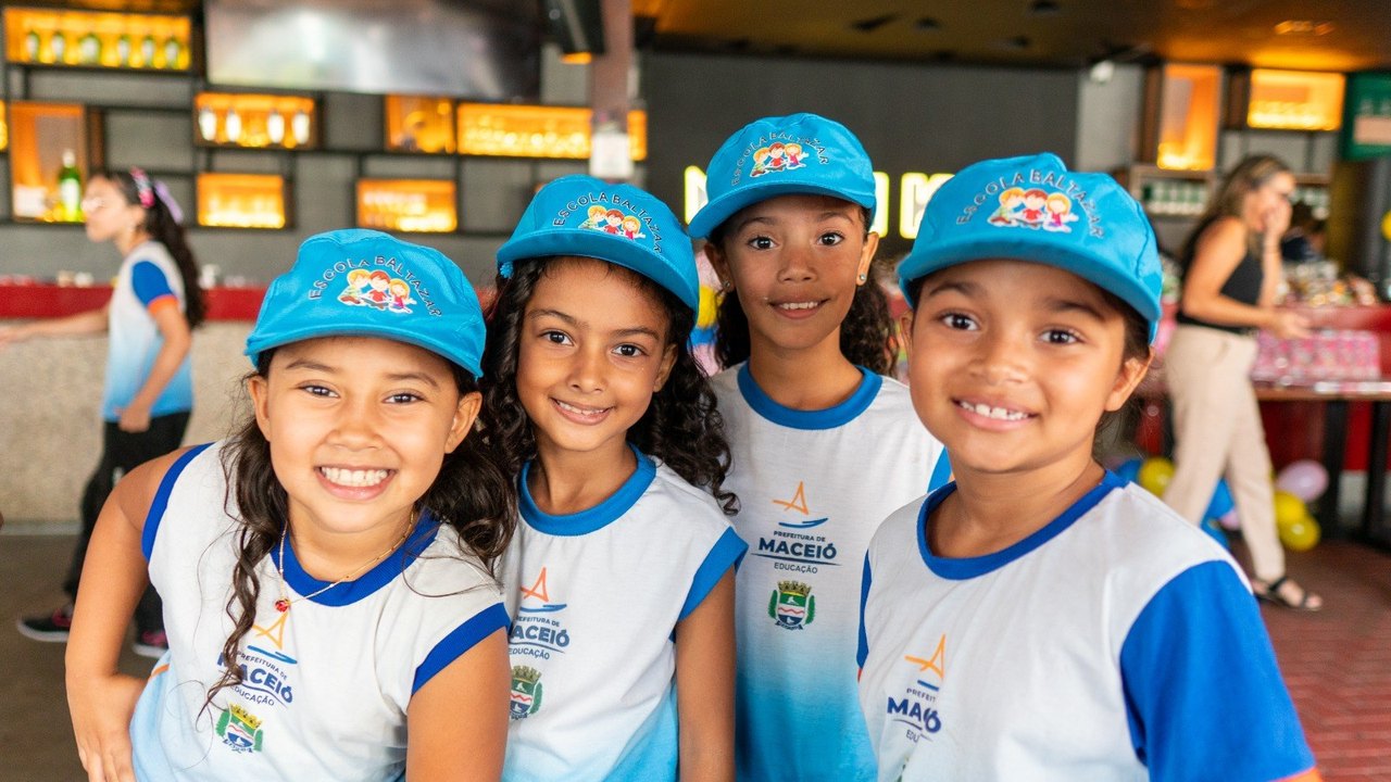 Cerca de 100 estudantes da rede municipal vivenciam tarde especial no Maikai