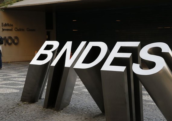 BNDES assina contrato com Banco de Desenvolvimento da América Latina 