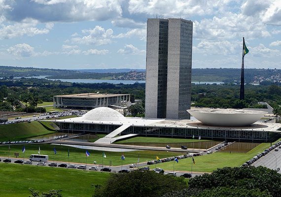 Mudanças nas regras de inelegibilidade estão na pauta do Plenário nesta quarta