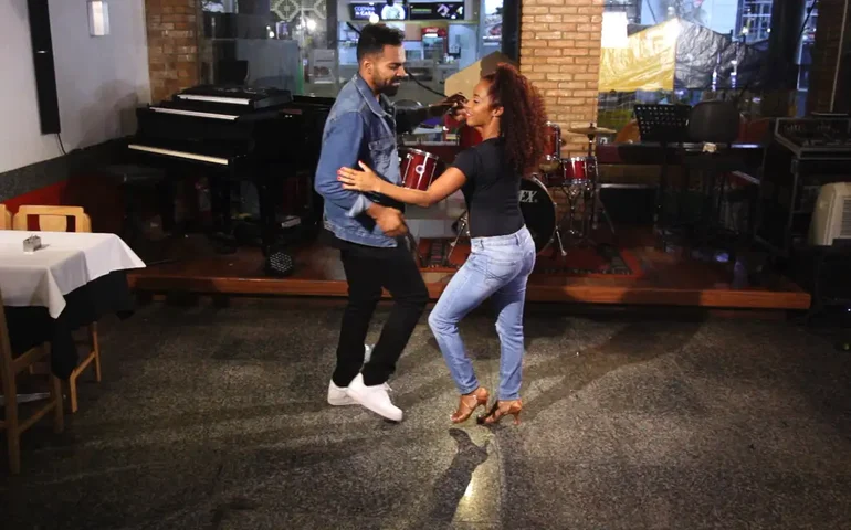 Tortoise recupera em show o disco que revolucionou o jazz e o rock