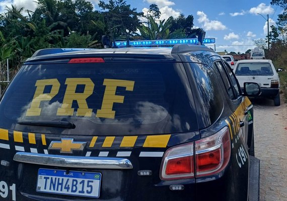 Homem é preso com carro furtado comprado por R$ 2,5 mil em feira de Maceió