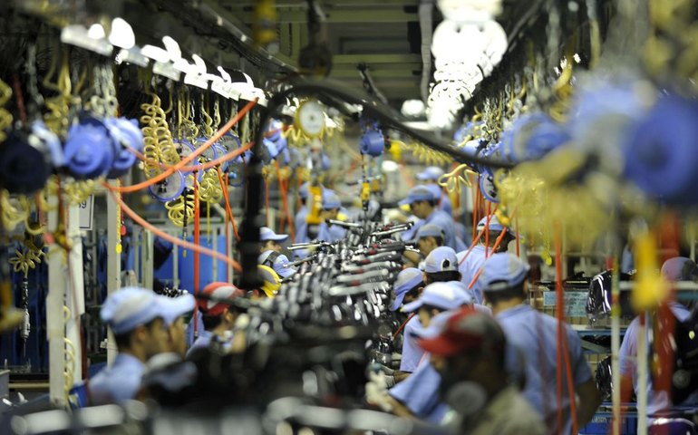 Com alta de 14% no trimestre, produção de motos é a melhor em 13 anos